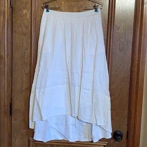 Banana Republic White Linen High-low skirt.